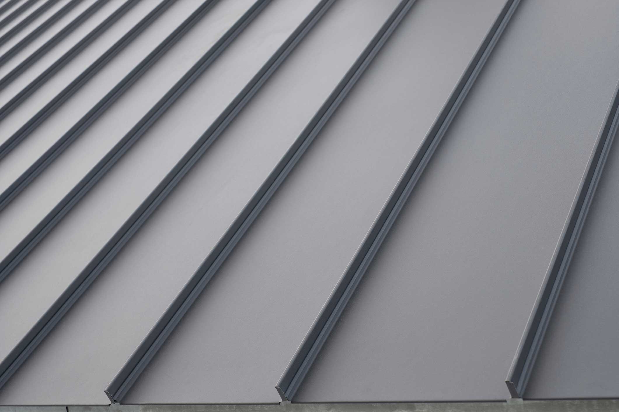 metal roofing and cladding contractor